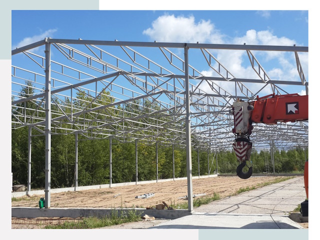 Строительство конюшен в Таганрог от 611 руб. под ключ